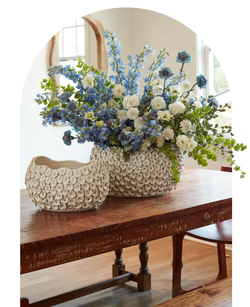 Textured white decorative vase 